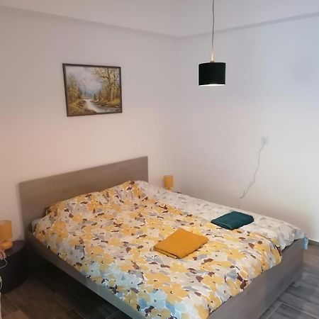 Zagreb 2 Botanical Garden Budget Apartment Exterior photo